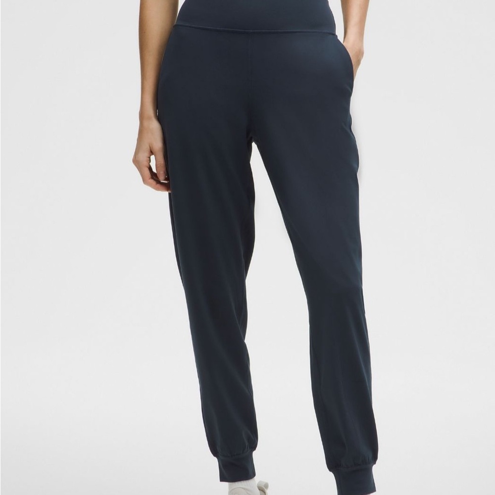 NWT Rarely found size 20 Align jogger Lululemon